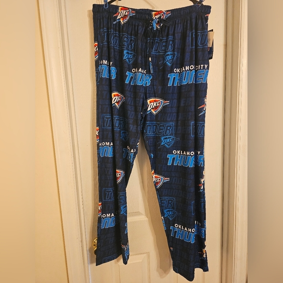 Sideline Apparel Other - Oklahoma City Thunder Lounge Pants:Size:L.